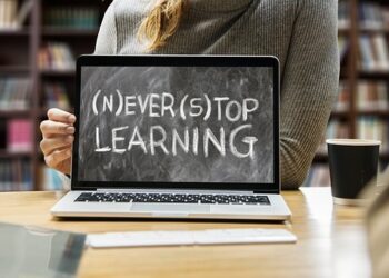 Why Online Education Is Popular