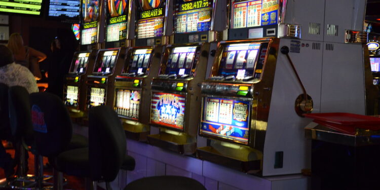 Software providers for slot machine