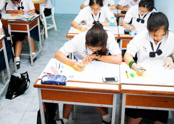 Thai Students: How to Study in a Foreign University